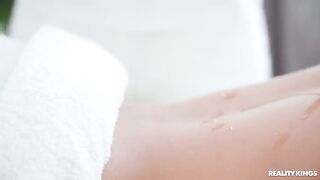 Mai Thai – Mai I Oil You Up