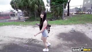 Dylann Vox Stripper With Double D Hops On The Bus – Skylar Vox