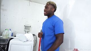 London River – Towel Trick 08 03 2024