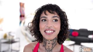 Ravyn Alexa- My First Anal Scene