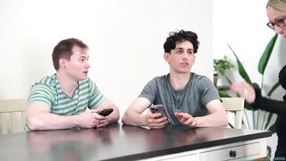 Stepmoms Private Ama Session in HD – Crystal Clark