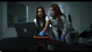 Parasited – Jia Lissa And Josephine Jackson – Parasite